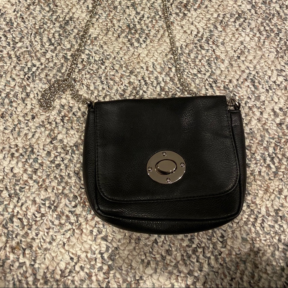 Cute black purse with chain strap